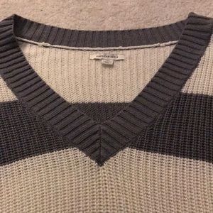 american eagle sweater